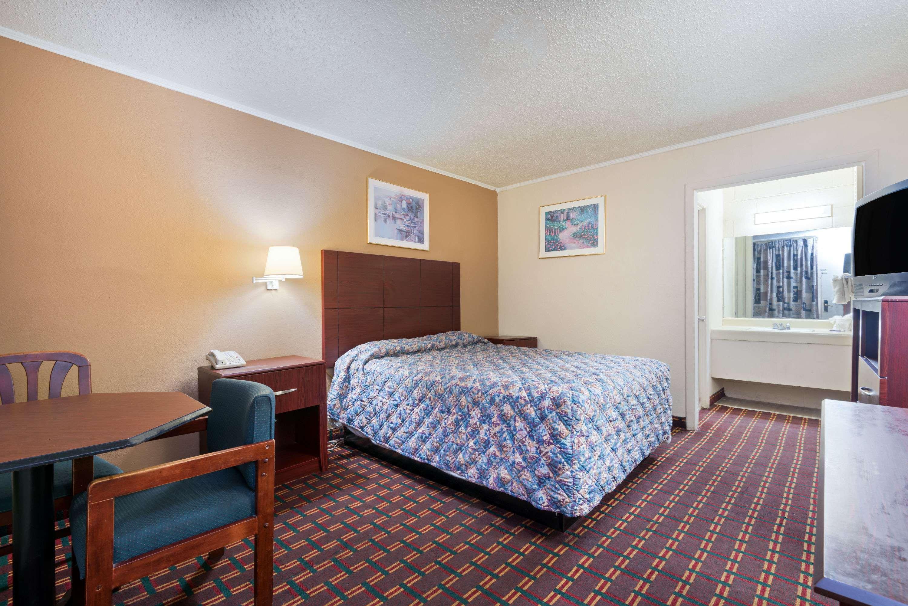Knights Inn Fayetteville - Fort Bragg Luaran gambar