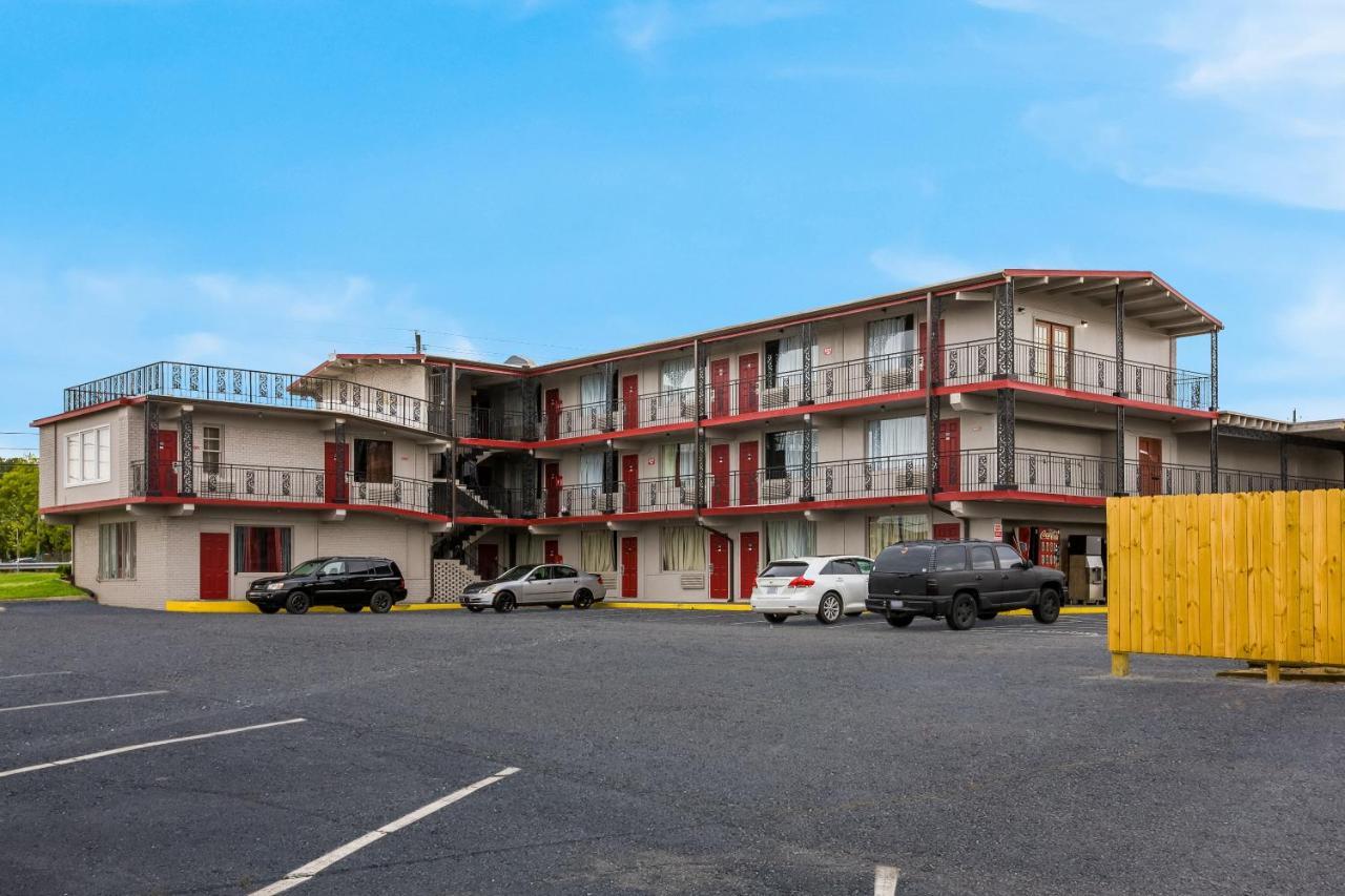 Knights Inn Fayetteville - Fort Bragg Luaran gambar